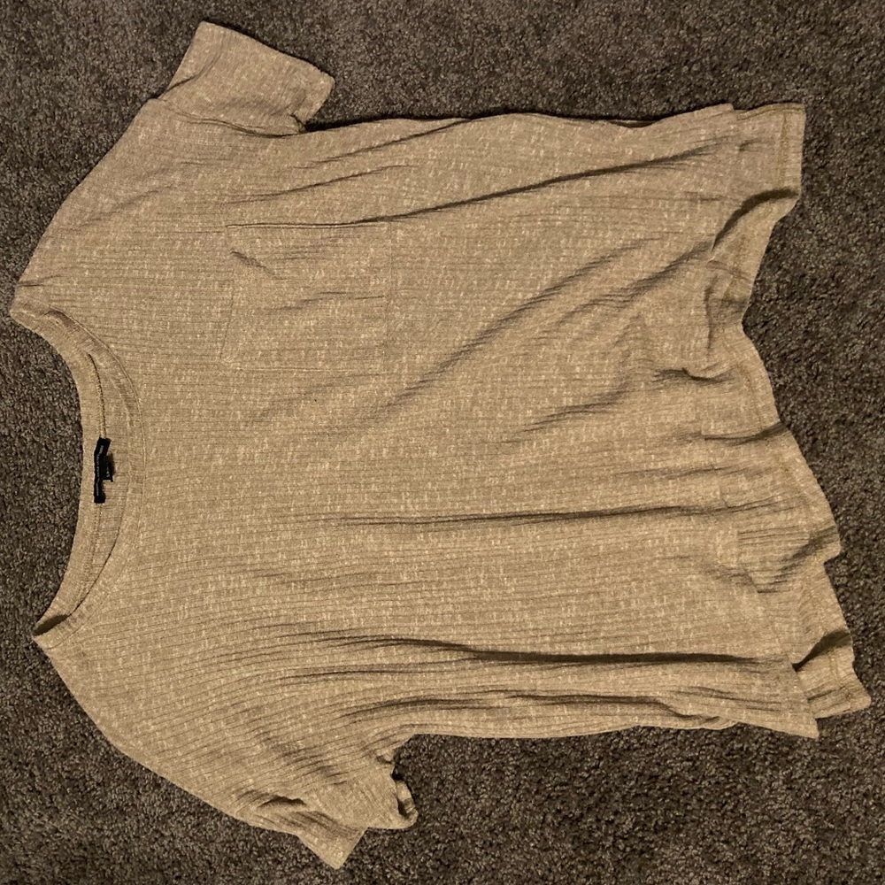 Short sleeve top